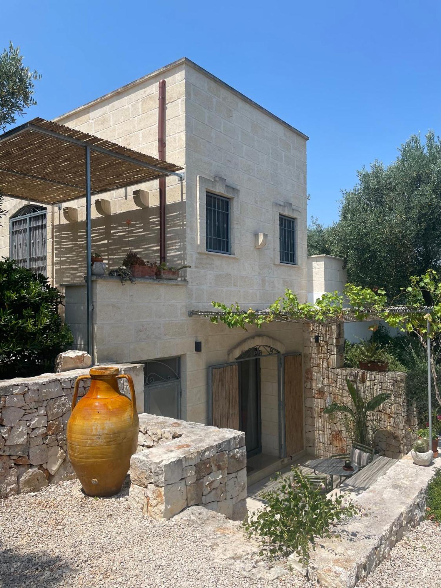 Casa Della Scrittrice Bed & Breakfast Ostuni Exterior photo